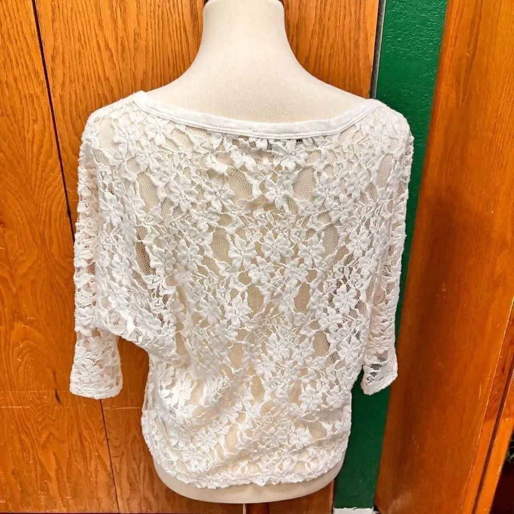 Forever 21 Medium white Lace Top #BK6 - Picture 6 of 6